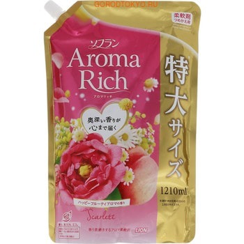 LION Soflan Aroma Rich Scarlet Кондиционер для белья с богатым ароматом натуральных масел, сменная упаковка 1210 мл.