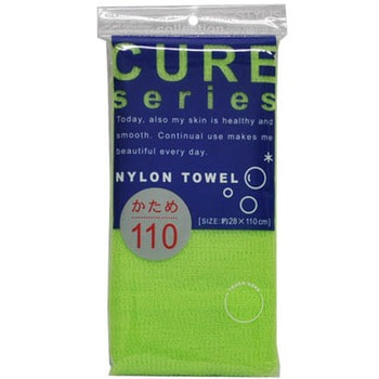 Ohe Corporation Cure Nylon Towel (Regular) / Мочалка массажная жесткая, 28 см. на 110 см. Ohe Corporation Cure Nylon Towel (Regular) / Мочалка массажная жесткая, 28 см. на 110 см.Жёсткие мочалки<br>Объёмное плетение нейлоновых нитей позволяет создавать нежную пену даже при минимальном количестве, используемого мыла. Применение этой мочалки, позволяет чувствовать себя прекрасно каждый день. Мочалка прекрасно массирует тело, очищает поры, стимулирует циркуляцию крови. После мытья мочалку необходимо очистить от остатков мыла и высушить. Состав: 100% нейлон.<br>