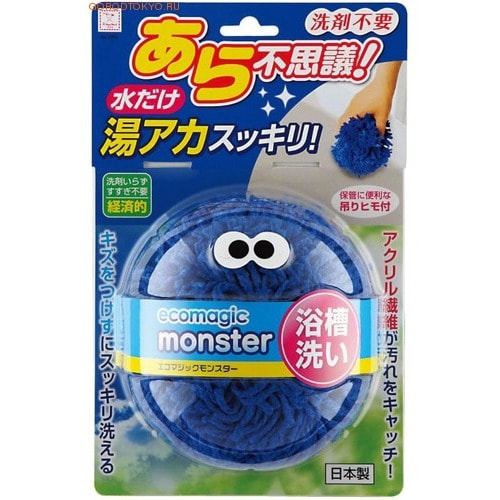 KOKUBO Ecomagic monster Чудо-спонж для чистки ванны без использования моющих средств, синий цвет. KOKUBO Ecomagic monster Чудо-спонж для чистки ванны без использования моющих средств, синий цвет.Губки и щётки для чистки ванны, туалета и других поверхностей<br>Чудо-спонж позволяет вымыть ванну без использования моющих средств. Специальное волокно, из которого изготовлен спонж, впитывает и удаляет большое количество жидкости и загрязнений с обрабатываемой поверхности, существенно продлевает срок использования. Спонж удобен в применении ; он легко помещается в руке. Достаточно просто намочить его водой и можно без труда удалять загрязнения. Сверхтонкие волокна не встречают помех, легко и полностью удаляют застарелые загрязнения. Не оставляет разводов. Длинные ворсинки спонжа позволяет тщательно промыть все загрязненные поверхности. Рекомендуется использовать для мытья детской посуды, лицам, имеющим проблемы с ЖКТ, страдающим аллергиями и т. п.Чаще отжимайте спонж, он будет действовать эффективней. Жир и загрязнения со спонжа удаляйте при помощи мыла или нейтрального моющего средства.Меры предосторожности: не мойте спонжем острые и торчащие предметы, так как из-за этого его волокна могут повредиться. Не мойте им горячие кастрюли и сковородки. После использования хорошо прополощите, отожмите и высушите. Не оставляйте рядом с открытым огнем и в местах с высокой температурой. Используйте только по прямому назначению. Выдерживает температуру до 70ºС.Состав: полиэстер (70%) + нейлон (30%).<br>