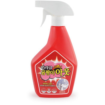 KMPC Orange Power Mildew Remover Жидкое средство для удаления плесени c апельсиновым маслом, 600 мл. KMPC Orange Power Mildew Remover Жидкое средство для удаления плесени c апельсиновым маслом, 600 мл.Для туалета<br>Чистящее средство для борьбы с плесенью и бактериями. Данное средство не только уничтожит плесень и бактерии на 99.9% даже в самых труднодоступных местах (щели, микротрещины и т. д.), но и избавит от неприятного запаха. Входящий в состав гипохлорит натрия избавит от плесени, оставив поверхность чистой и устойчивой к ее повторному появлению. Благодаря обильной пене поверхность легко мыть. После обработки достаточно всего лишь ополоснуть очищаемую поверхность - плесень и бактерии мгновенно исчезнут. Инструкция по применению: распылять средство на расстоянии 15-25 см от загрязненной поверхности. Распылить на силиконовую поверхность, оставить на 3-4 часа, затем смыть водой. В случае если не удалось избавиться от плесени с первого раза, то следует повторно распылить и очистить поверхность спустя некоторое время. Состав: вода, гипохлорит натрия, гидроксид натрия, натрия лаурилэфирсульфат, d-лимонен, ароматическая добавка.<br>