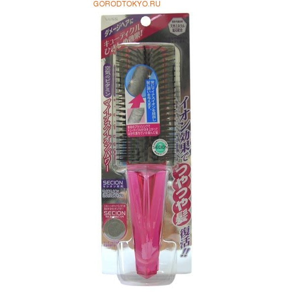 VESS Secion Brush / Щетка массажная для ухода за волосами с отрицательно заряженными ионами VESS Secion Brush / Щетка массажная для ухода за волосами с отрицательно заряженными ионамиРАСЧЕСКИ И ЩЕТКИ<br>Secion Brush / Щетка массажная для ухода за волосами с отрицательно заряженными ионами<br> Описание:Щетка рекомендуется для сухих, ослабленных, потерявших жизненную силу и естественный блеск волос. Окрашенные и после химической завивки, пересушенные горячим воздухом фена, подверженные действию ультрафиолетового излучения волосы склонны к ломкости и потере влаги. Чешуйки кутикулы волоса отслаиваются, в результате чего повышается проницаемость волоса. Через образовавшиеся в его поверхности промежутки волос теряет необходимые для здорового роста воду, липиды, белки. Щетка содержит природные минералы горных пород с эффектом выделения отрицательно заряженных ионов в результате ультракрасного излучения. Ультракрасные лучи активизируют кровообращение в клетках кожи головы, что стимулирует и ускоряет рост волос, повышают способность волос удерживать и сохранять влагу, что предотвращает сухость и ломкость волос. Преимущества использования природных минералов горных пород: <br><br>Степень излучения ультракрасных лучей минералами горных пород выше, чем у древесного угля;<br>Излучение происходит не только при первом использования расчёски, но продолжается и после, даже после контакта расчёски с водой;<br>Степень излучения ультракрасных лучей, в результате которого выделяются отрицательно заряженные ионы, достаточно высокая, эффект заметен сразу же после расчёсывания.<br><br> Внимание при применении:Не используйте при заболеваниях или повреждениях кожи головы.Избегайте продолжительного воздействия горячего воздуха фена, что может привести к изменению формы щетки. Не используйте одновременно с применением специальных средств для расчёсывания или для выпрямления спутанных волос, что может повлиять на качество щетки. По мере загрязнения ополосните щетку тёплой водой, хорошо обсушите на воздухе, без специальных средств для сушки. Состав: ручка - AВS древесная смола, зубцы - полиэтилен с природными минералами горных пород и эффектом ультракрасного излучения<br>