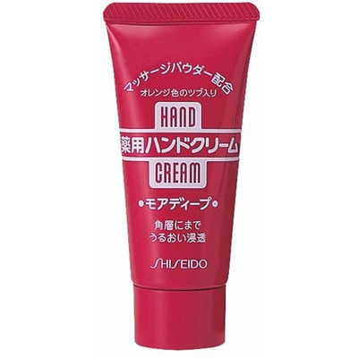 SHISEIDO Питательный крем для рук с ксилитолом и апельсиновой пудрой, в тюбике, 30 гр. SHISEIDO Питательный крем для рук с ксилитолом и апельсиновой пудрой, в тюбике, 30 гр.Кремы для рук, маски<br>Сильнодействующий питательный крем для рук, предназначенный для восстановления очень сухой, огрубевшей кожи. Улучшает циркуляцию крови, увлажняет и питает. Маленький молекулярный вес мочевины позволяет ей легко проникать не только в роговой слой, но и в более глубокие слои эпидермиса. При этом она сохраняет влагу и служит проводником биологически активных веществ, включенных в состав крема. <br> Ксилитол ; увлажняет кожу. Мочевина ; размягчает зароговевшую кожу и не дает увлажняющим компонентам улетучиться. Витамин Е ; защищает кожу то шершавости. Апельсиновая пудра улучшает кровообращение и омолаживает кожу. <br> Не содержит красителей и ароматизаторов. Применение: советуется применять после мытья посуды, стирки, перед сном и т.д. Нанесите небольшое количество крема на кожу и слегка помассируйте, пока оранжевые частицы апельсиновой пудры не растают. Способ применения: нанесите крем на кожу рук после работы по дому, мытья посуды, перед сном. Слегка помассируйте до полного впитываения. <br> Состав: Ксилитол, глицерин, мочевина, жидкий парафин, очищенная вода, апельсиновая пудра, токоферол ацетат.<br>