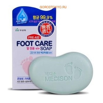 MUKUNGHWA «Foot care soap» Мыло для ухода за кожей ступней, 90 г. MUKUNGHWA «Foot care soap» Мыло для ухода за кожей ступней, 90 г.Кремы, скрабы и другая косметика для ног<br>Мыло содержит 23 вида натуральных восстанавливающих экстрактов, которые традиционно применяются в Корее для ухода за ступнями уже более 150 лет. Производится по уникальной технологии, сохраняющей все целебные свойства трав и растений. Мыло хорошо очищает, заживляет трещины, смягчает мозоли, питает и увлажняет сухую кожу, снижает потливость, отлично устраняет посторонние запахи, дезодорирует, дает эффект расслабления. Мыло оставляет приятный запах травяного сбора.<br>